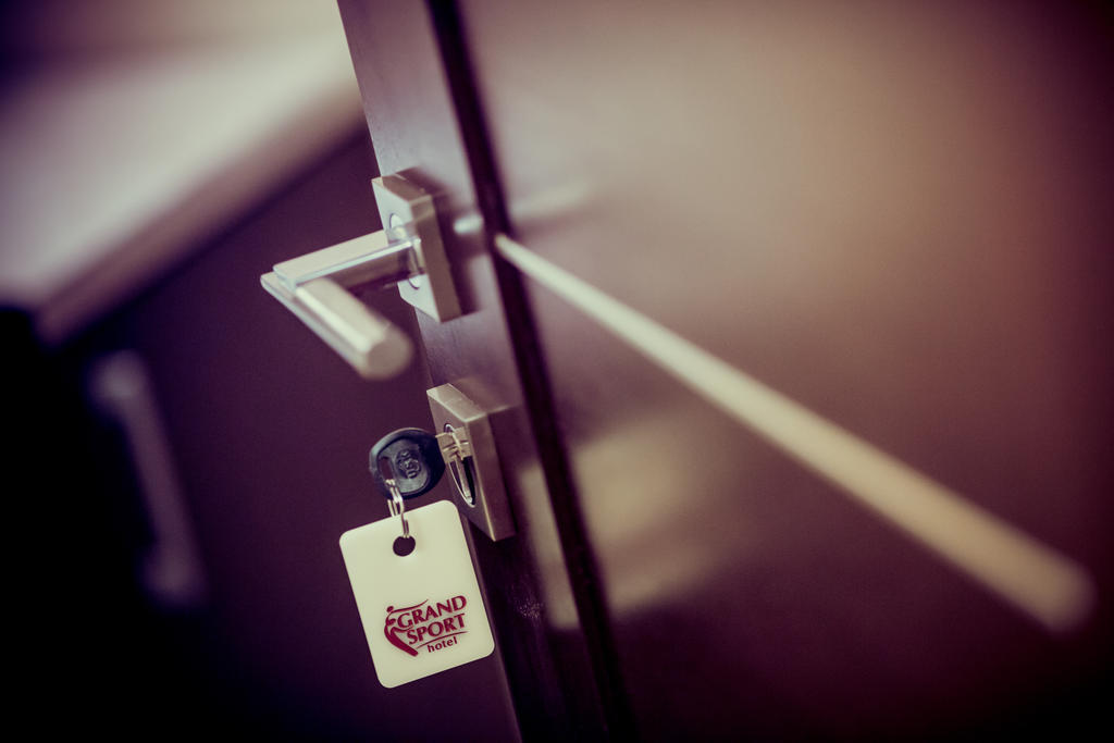 Grand Sport Hotel Brovary Phòng bức ảnh