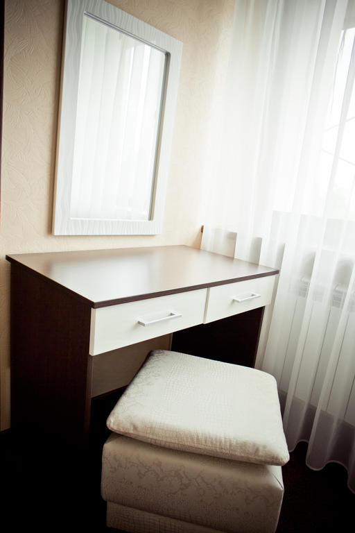 Grand Sport Hotel Brovary Phòng bức ảnh