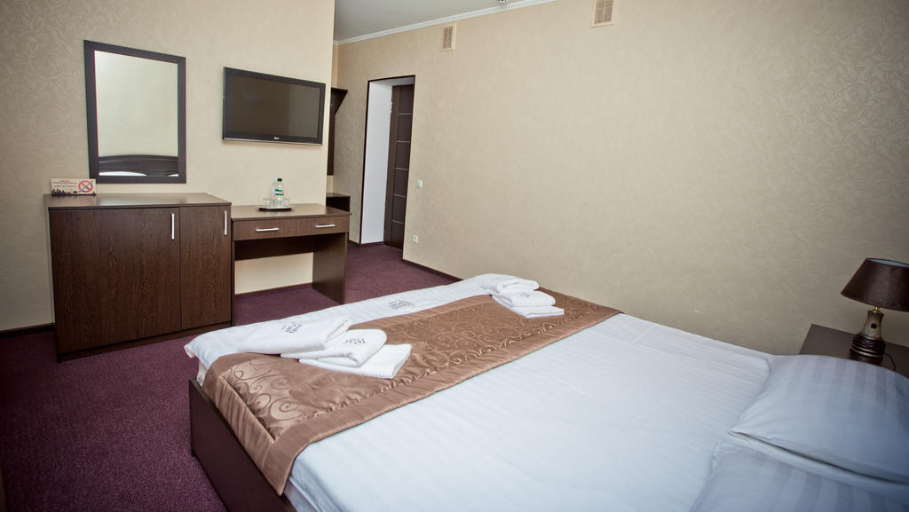 Grand Sport Hotel Brovary Phòng bức ảnh