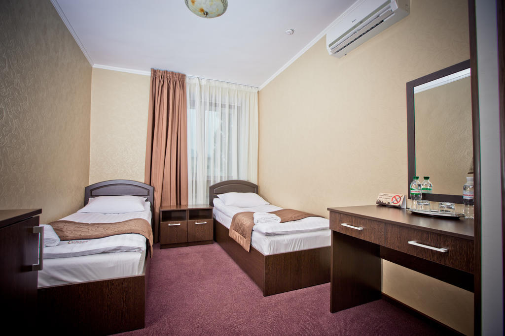 Grand Sport Hotel Brovary Phòng bức ảnh