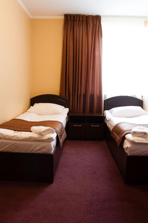 Grand Sport Hotel Brovary Ngoại thất bức ảnh