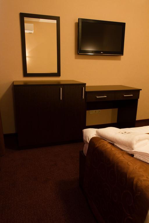 Grand Sport Hotel Brovary Phòng bức ảnh